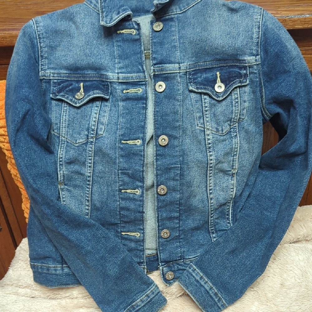 Levi's Women's Blue Denizen Denim Jacket